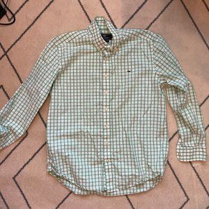 Vineyard Vines button down.  Slim Fit (L)